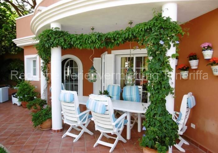 Ferien-Villa mit beheizbarem Privatpool in Playa las Americas 026