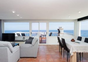 Teneriffa Luxus-Ferienwohnung. Exklusive Ferienwohnung mit Pool, Meerblick und Terrasse in Candelaria.