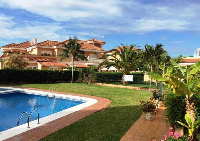 Teneriffa - Große Ferienwohnung mit drei Terrassen in Puerto de la Cruz für 6 Personen.
