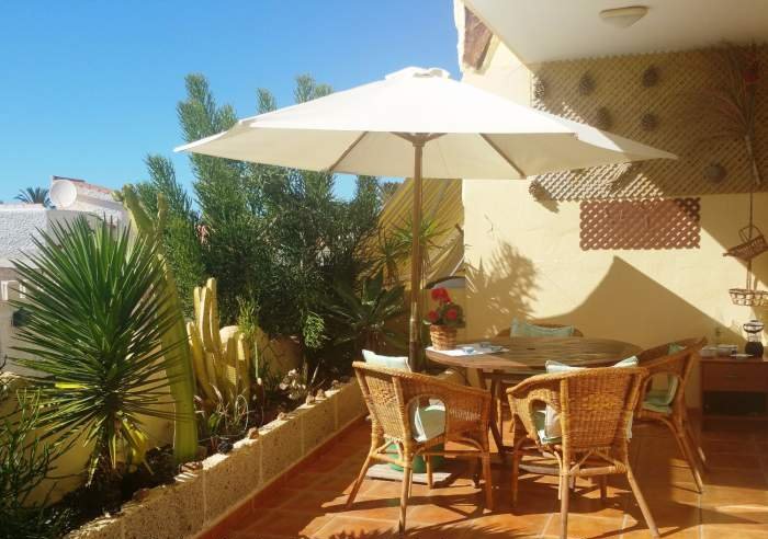 Überwintern auf Teneriffa. Gemütliche 4 Personen Ferienwohnung mit Balkon in Playa Paraiso