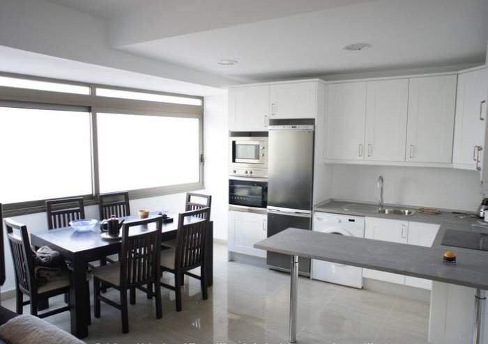 Teneriffa Überwintern. Exklusives, strandnahes Apartment in der Fußgängerzone von Puerto de la Cruz.