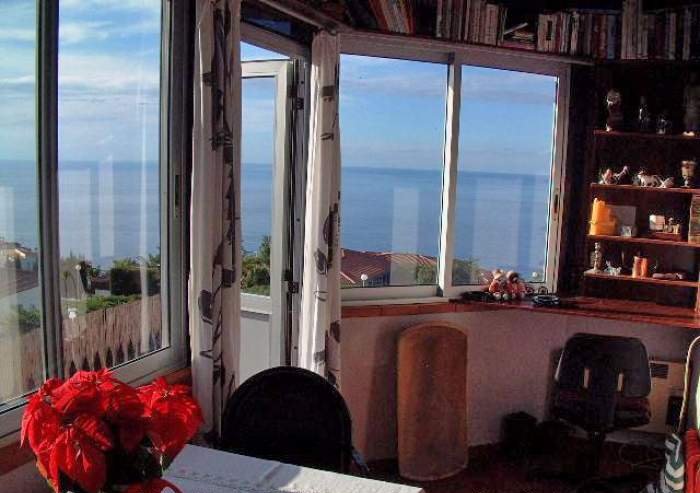 Teneriffa (Überwintern). Ferienwohnung mit Heizung, überdachtem Grill, Privatpool und Traumblick in El Sauzal.