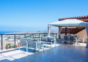 Teneriffa Ferienhaus mit Pool und großer Terrasse an der Costa Adeje