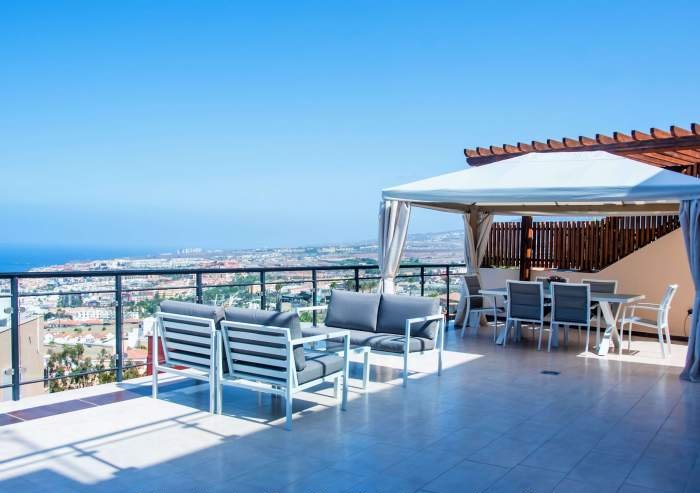 Teneriffa Ferienhaus mit Pool und großer Terrasse an der Costa Adeje