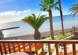 Teneriffa Ferienhaus direkt an der Playa del Duque mit Pool