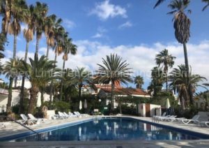 Teneriffa Luxus-Ferienwohnung Hochwertig ausgestattet mit Poolbereich in Chayofa
