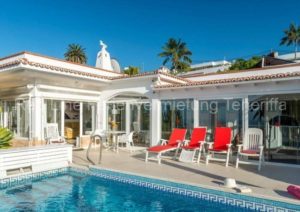 Teneriffa - Schöne, luxuriöse Villa mit Privatpool und fantastischem Blick in Santa Ursula.