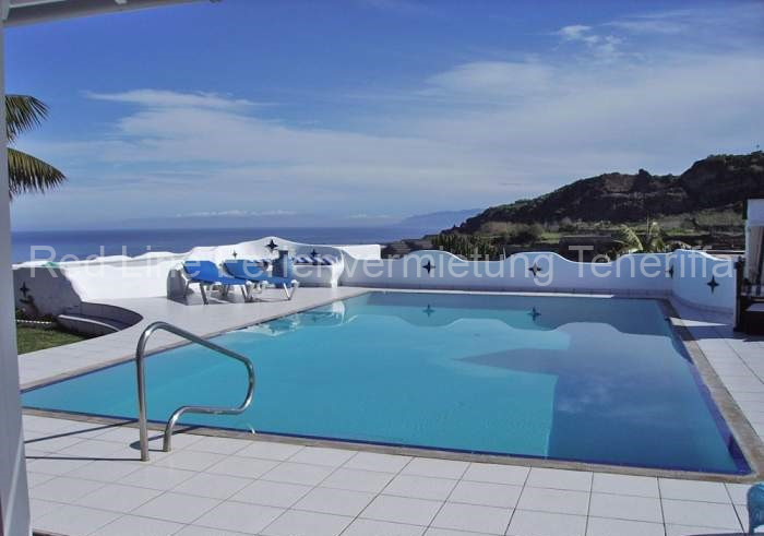 Luxusferienhaus beheizter Pool auf großer Finca mit Meer- und Bergblick 