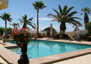 Preiswerte private Ferienwohnung in Privathaus mit Terrasse und Grill in Poris de Abona