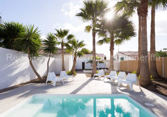 Luxus Ferienhaus mit Privatpool in Palm Mar für 6 Personen mit Grill und Wlan