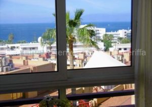 Ferienwohnung Las Americas mit Wintergarten und Gemeinschaftspool im Süden
