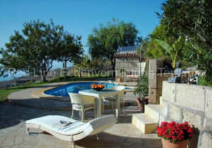 Luxus Finca Ferienhaus in ruhiger Lage mit Pool und Aussichtsterrasse