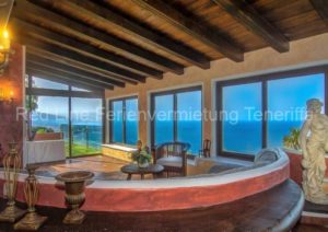 Urgemütliches Luxus Ferienhaus in Santa Ursula mit wundervollem Blick