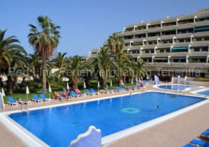 Moderne strandnahe Ferienwohnung mit Pool in Puerto de la Cruz.
