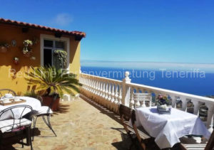 Preiswerte Meerblick Ferienwohnung mit Terrasse ländlich gelegen