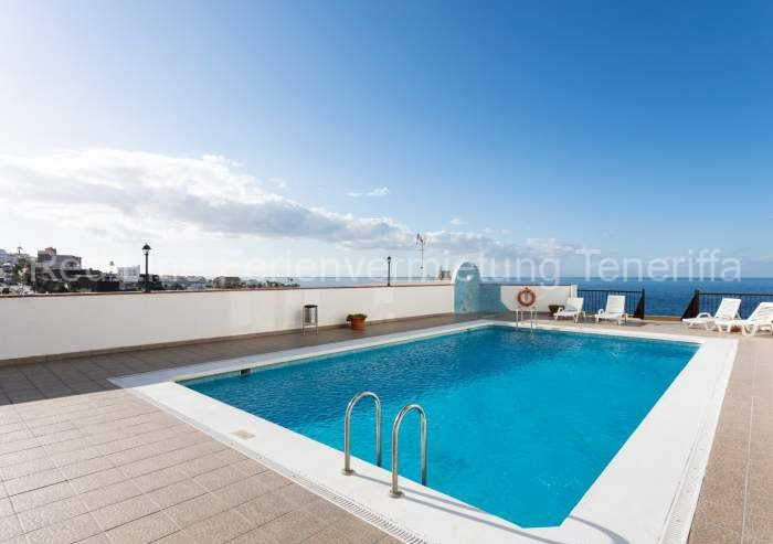 Preiswerte moderne Ferienwohnung mit Pool an der Playa la Arena