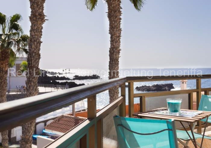 Familienurlaub Strandnahe Ferienwohnung mit Meerblick und Balkon in Alcala